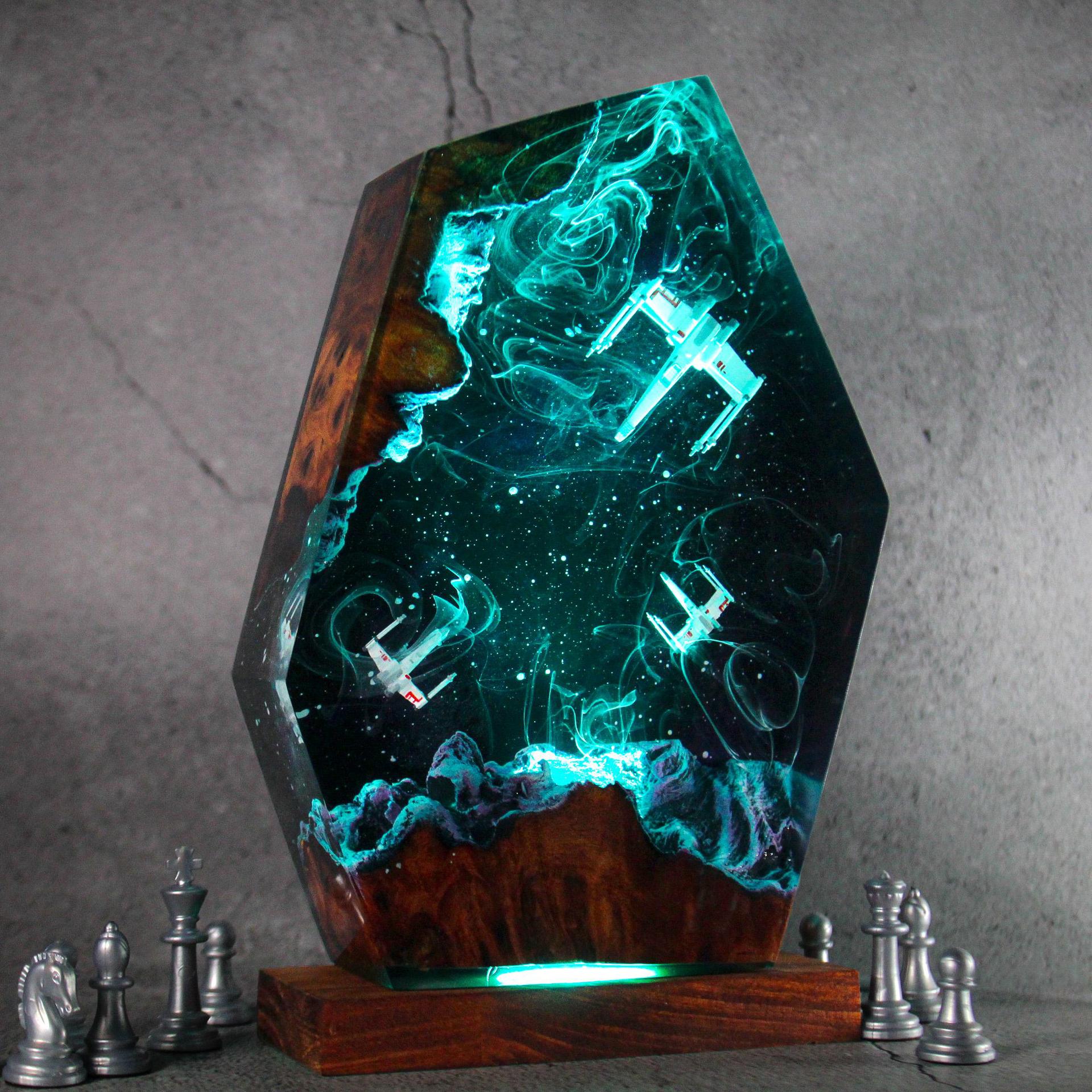 Customized Items Resin Table L - огляд і ціна Lighting Decor Items